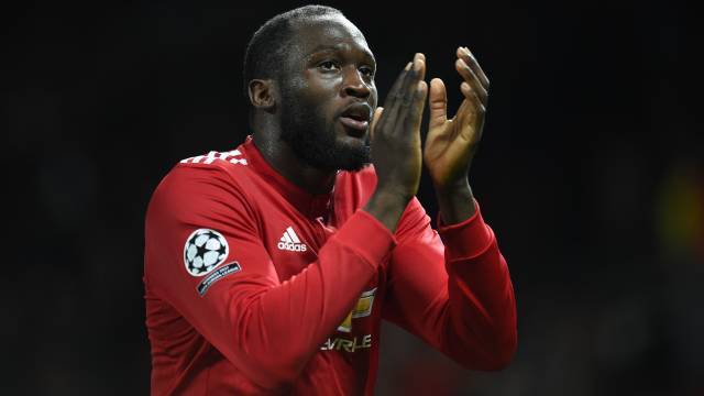 包含冲刺阶段英超传出新动向，那不勒斯内部沟通，管理层表态——媒体盛赞，球探报告显示潜力的词条欧博